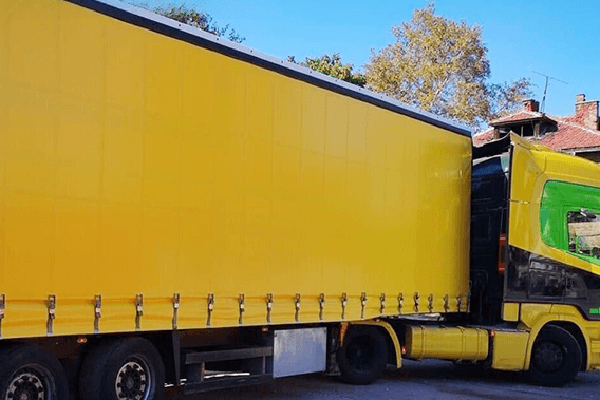 Manufacturing Process Of PVC truck side curtain tarpaulin material